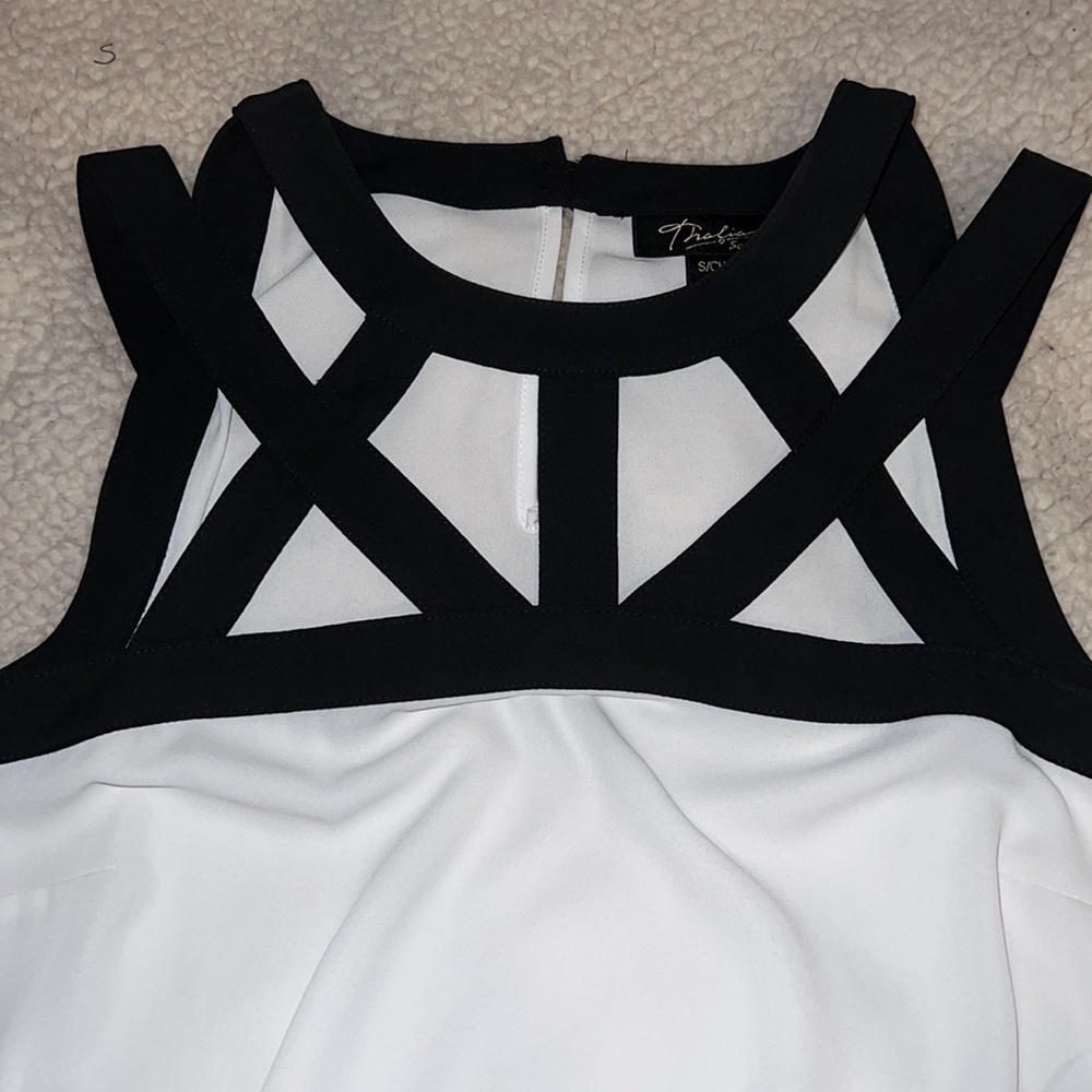 WHITE and black tank top - Picture 6 of 7